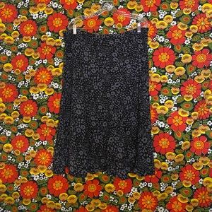 Plus Size Vintage 90’s midi length skirt